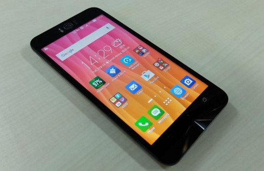 Review Asus Zenfone Selfie