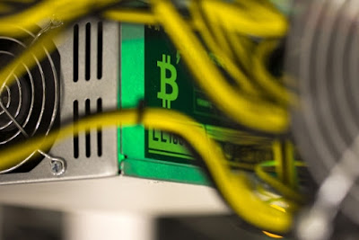  Bitcoin đã giảm xuống gần nhất với mức bình quân 200 ngày