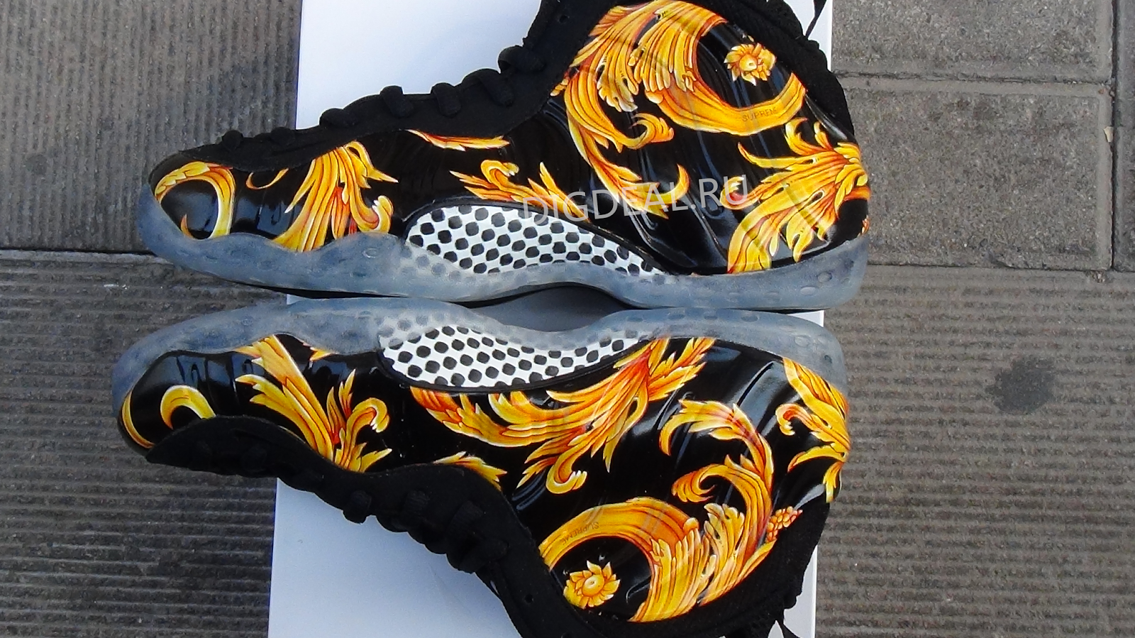 http://www.digdeal.ru/Authentic-Nike-Air-Foamposite-One-Pair-Of-The-Supreme-Foams-008-p2030899.html