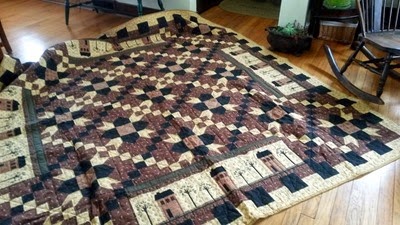 Firstandonlymysteryquilt_resized_2
