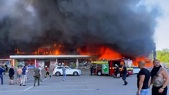 Russian missiles hit Ukrainian mall filled with 1,000 civilians