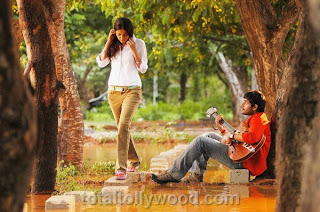 Sneha Ullal pics from Ullasamga.....Utsahmga Movie,Sneha Ullal Pictures,Bollywood Actress