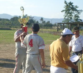 Rio Nikkei Campeão do 62º Torneio Anual de Beisebol Masculino de Renmei de 2009