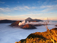 TEMPAT WISATA ALAM GUNUNG BROMO