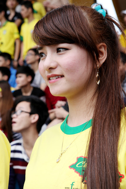 Hotgirl xứ Nghệ 'đại náo' V-League - Tanchau123.Blogspot.Com