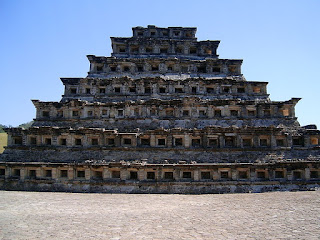 piramide de los nichos tajín