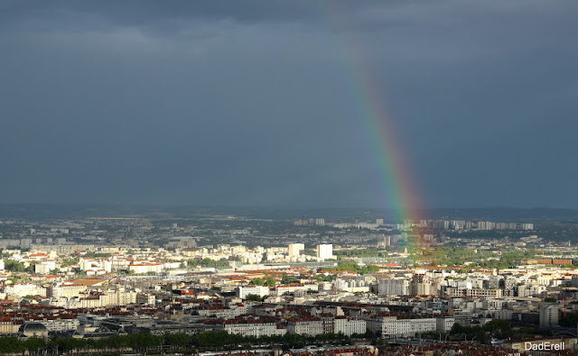 Arc-en-ciel sur Lyon