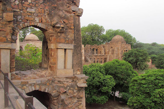 Hauz Khas Fort