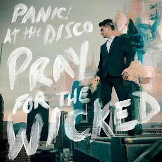 Than angels in outfields inside of my mind Panic! At The Disco - King Of The Clouds Lyrics