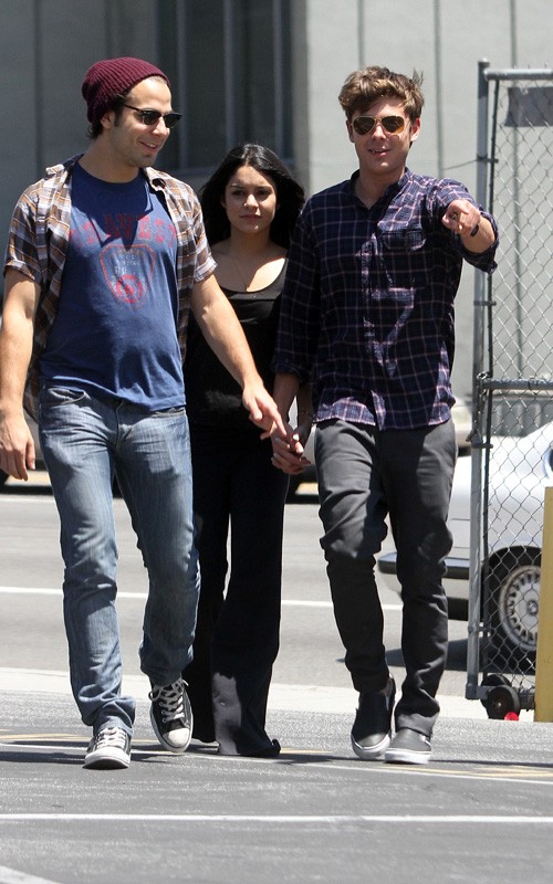 vanessa hudgens & zac efron