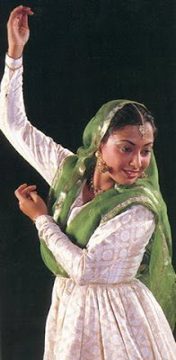 indian dancing girls