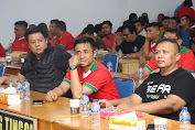 Beri Dukungan Kepada Timnas, Kapolres Tebing Tinggi Nobar Semifinal Piala U23 Bersama Warga