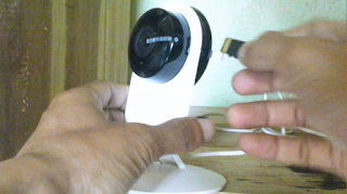 2. Mencopot Micro SD dari Xiaomi Ants Xiaoyi Smart Camera