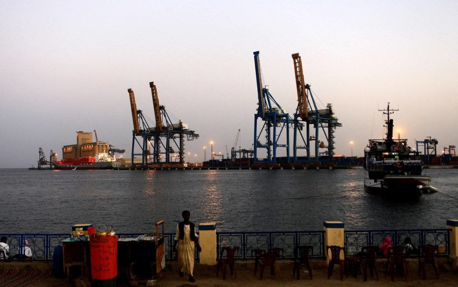 Houthi assaults To safeguard ships, France increases its presence in the Red Sea.