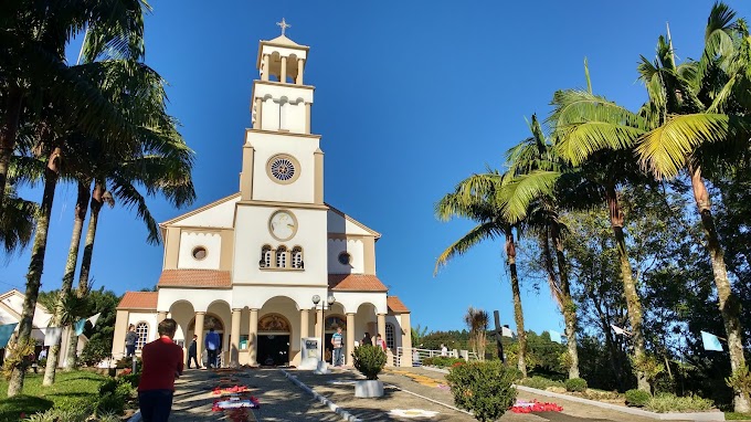 FAMÍLIA BERKENBROCK PROMOVE ENCONTRO EM VARGEM DO CEDRO