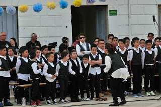 progetto Ballo Sardo-  Alcune foto dello spettacolo Ballus e Cantus in Piazza Marconi a San Gavino - scuola primaria di via Fermi