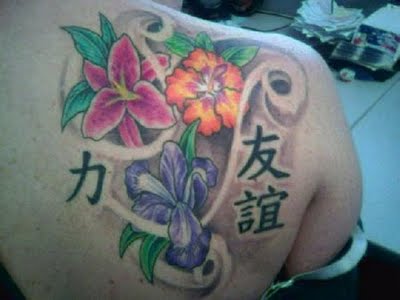 Look of the individual Shoulder tattoos for women come in amazing designs 