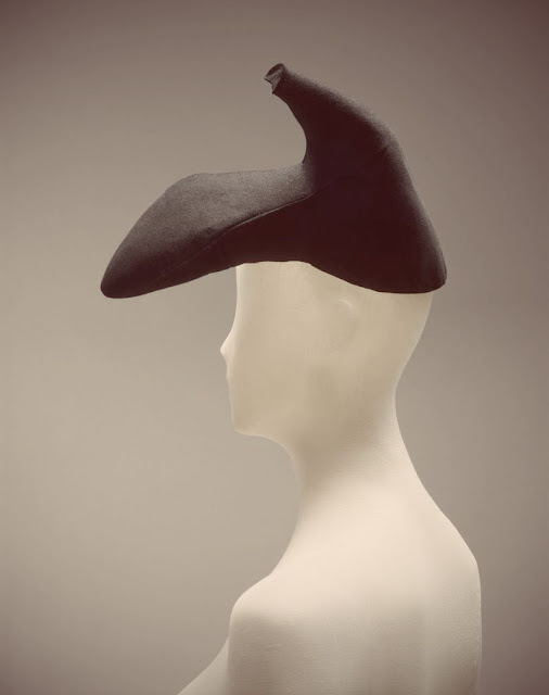 Elsa+Schiaparelli's+Shoe+Hat