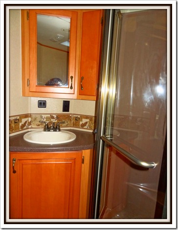 Cameo bathroom