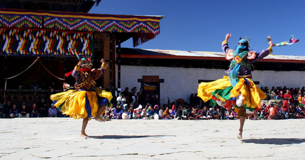 pune to bhutan tour packages