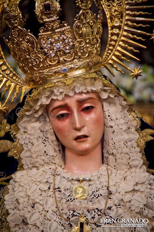 http://franciscogranadopatero35.blogspot.com/2014/12/un-gran-altar-para-la-virgen-del.html