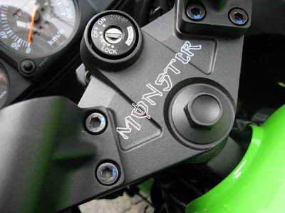 Monster Energy Decals  Motorcycles on Kawasaki Ninja 250 Monster Energy Sticker Cutting From The Top