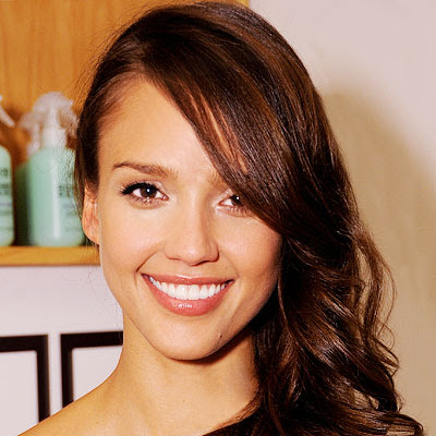 jessica alba updo oscars. Jessica Alba Light Brown Hair.