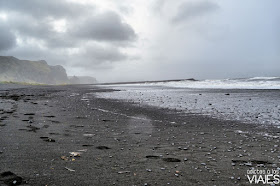 Playa de arena negra en Vik