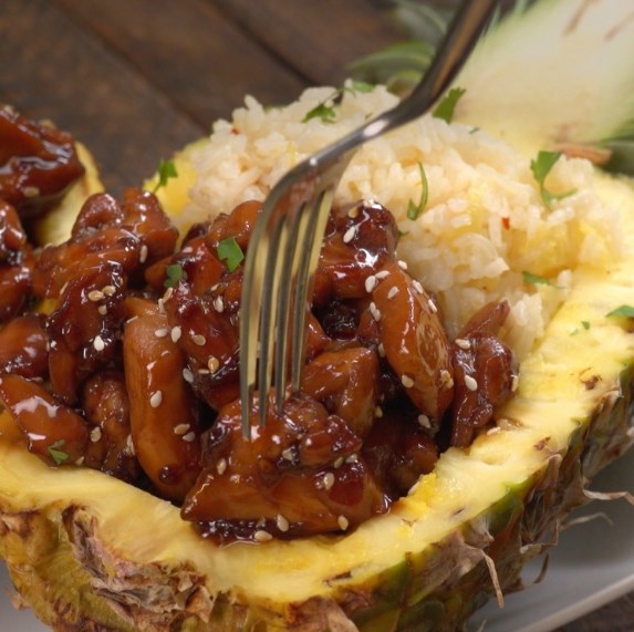 Teriyaki Chicken Pineapple Boats #dinner #deliciousfood