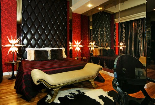 Awesome Red and Black Bedroom Decorating Ideas