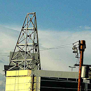 Scene along the Los Angeles Freeway (c) David Ocker