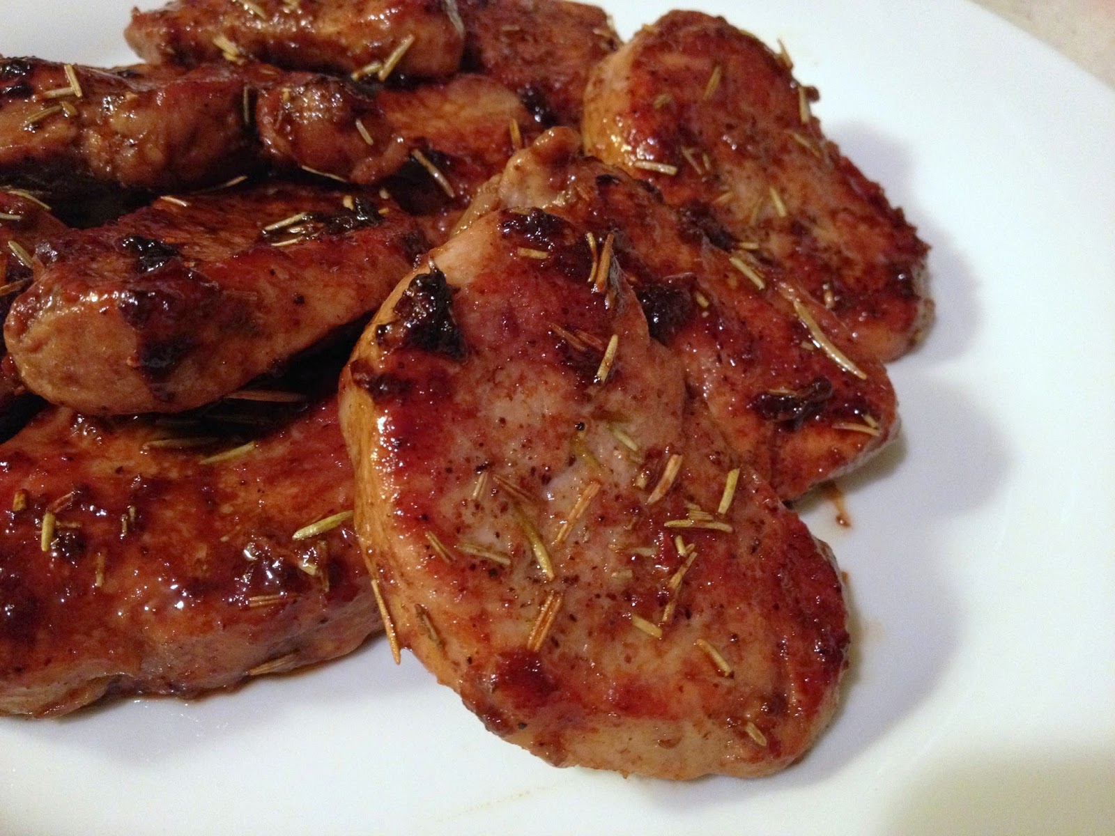 Chow Bella Maple, Balsamic and Rosemary Pork Tenderloin
