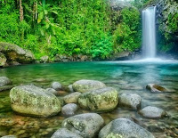 Air terjun curug gede di Banyumas 