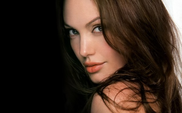 Angelina Jolie Wallpapers