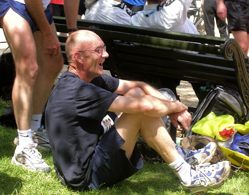 Hombre corredor en Hyde Park London England United Kingdom Londres Inglaterra