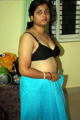 Tamil Aunty Block Blouse And Bra Scenes