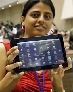 Aakash-ubislate-tablet-India