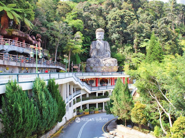 Sensasi Naik Gondola ke Chin Swee Temple di Resorts World Genting