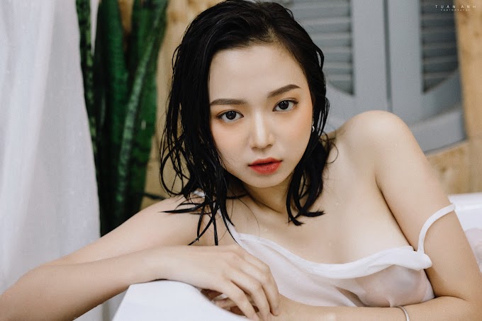 Naughty Teen Model Sexy Wet Style Vu Ngoc Kim Chi