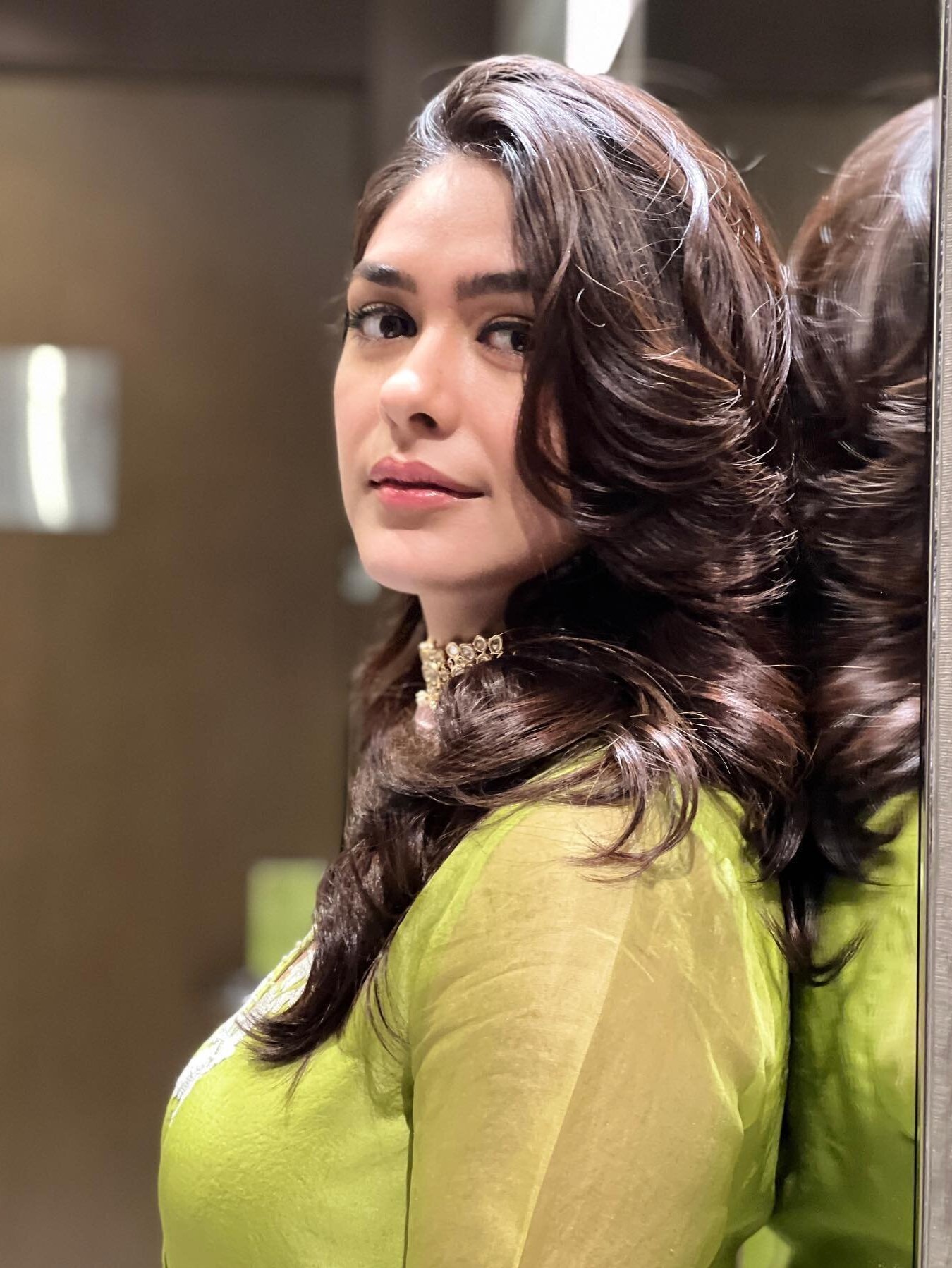 Mrunal%20Thakur%20Y%20(5).jpg