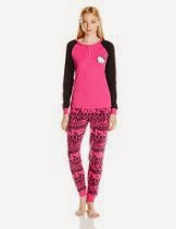 <br />Hello Kitty Women's Fair Isle-Print Pajama Set
