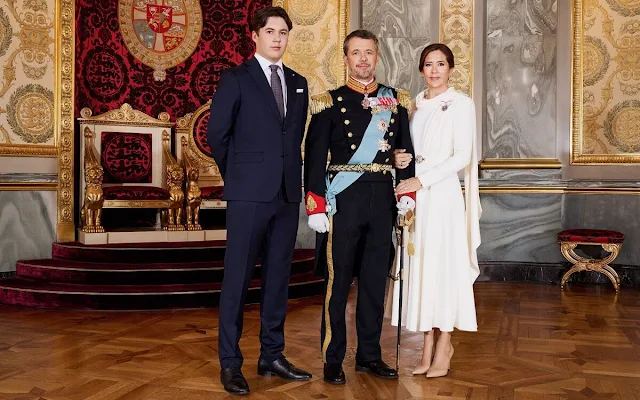 Crown Prince Christian, Prince Vincent and Princess Josephine. Princess Isabella wore a red dress