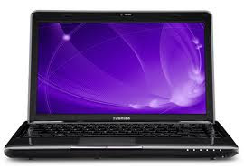 Toshiba Satellite A660-ST2N03 Core i3 16-inch Notebook 