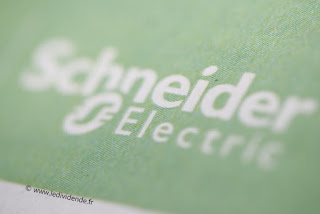 action Schneider Electric dividende 2022/2023