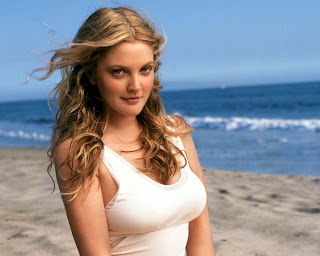 Celebrities With Big Body Assets: Drew Barrymore