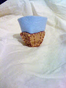 Thus, I made myself a new air balloon pincushion out of felt! (air balloon pin cushion )