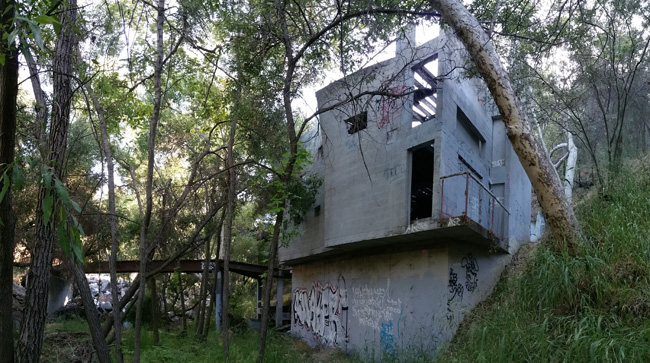 Abandoned Canned Heat House in Topanga Canyon, Los Angeles