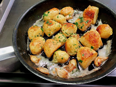 pommes de terre de Noirmoutier, ail fumé d'Arleux