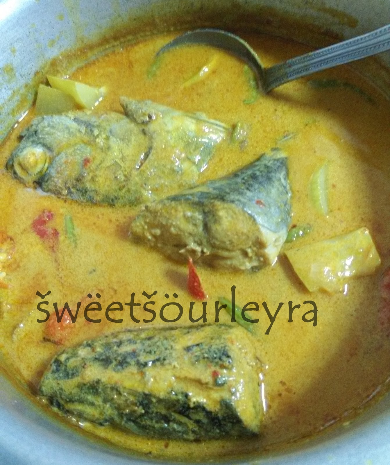 Resepi Nasi Dagang dan Gulai Ikan Tongkol - IAMFUZY™ Malaysia Lifestyle