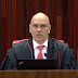 O ministro Alexandre de Moraes, do Supremo Tribunal Federal (STF), decidiu na madrugada desta segunda-feira (9) afastar o governador do Distrito Federal do cargo por 90 dias